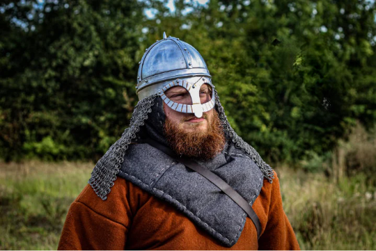 Chaperon rembourré Skjoldehamn, reproduction historique (Norvège) — costume viking | Through History