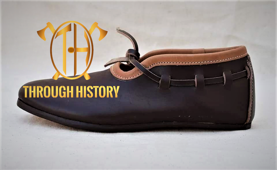 Chaussures Hedeby type I / Jorvik, reproduction historique en cuir — costume viking | Through History
