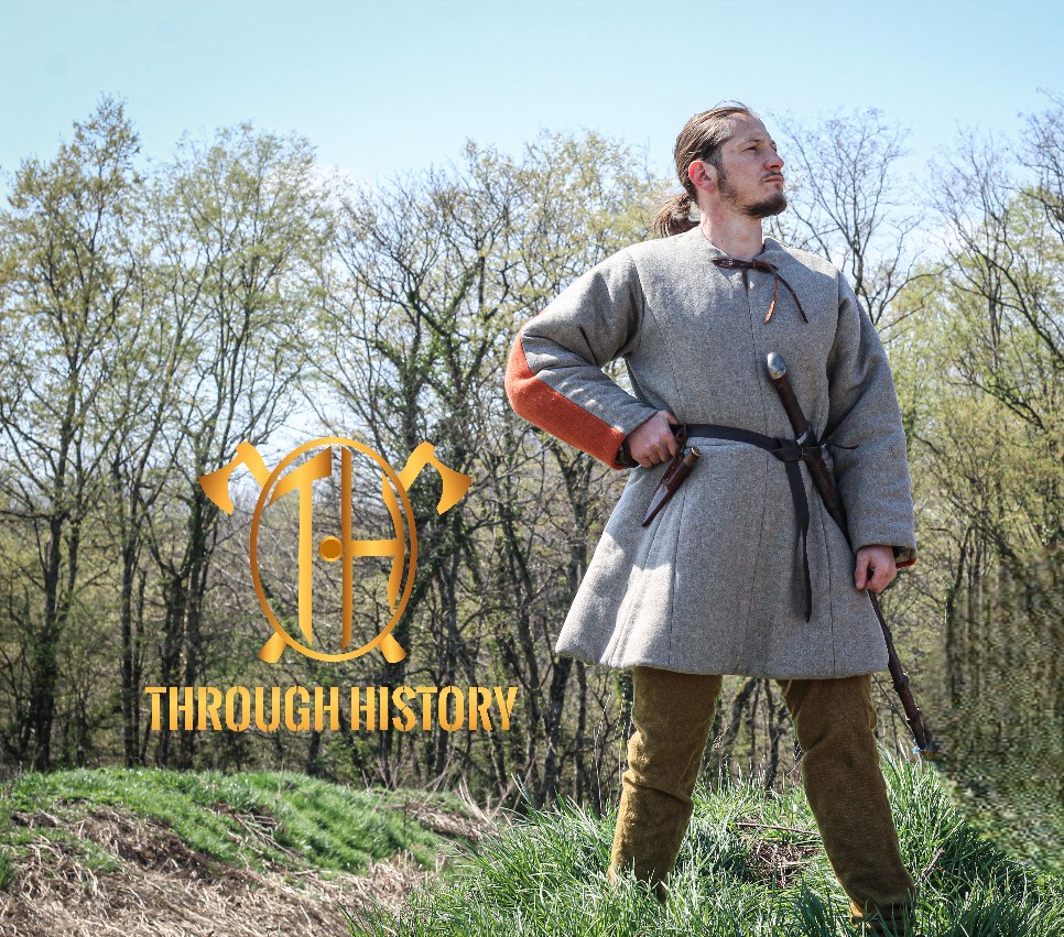 Tunique de combat Hedeby, reproduction historique (Danemark) — reconstitution viking | Through History