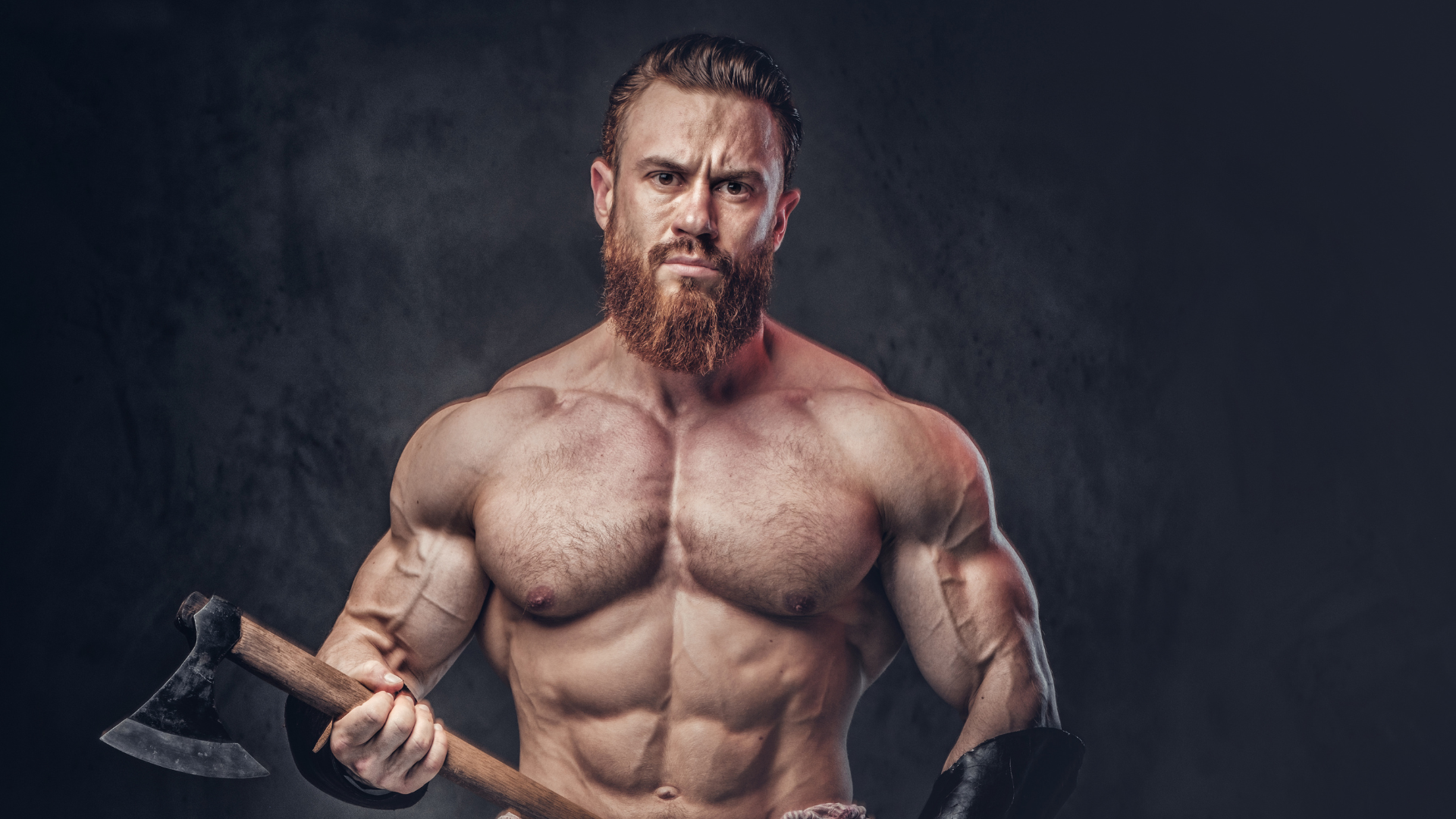 Viking qui porte une hache