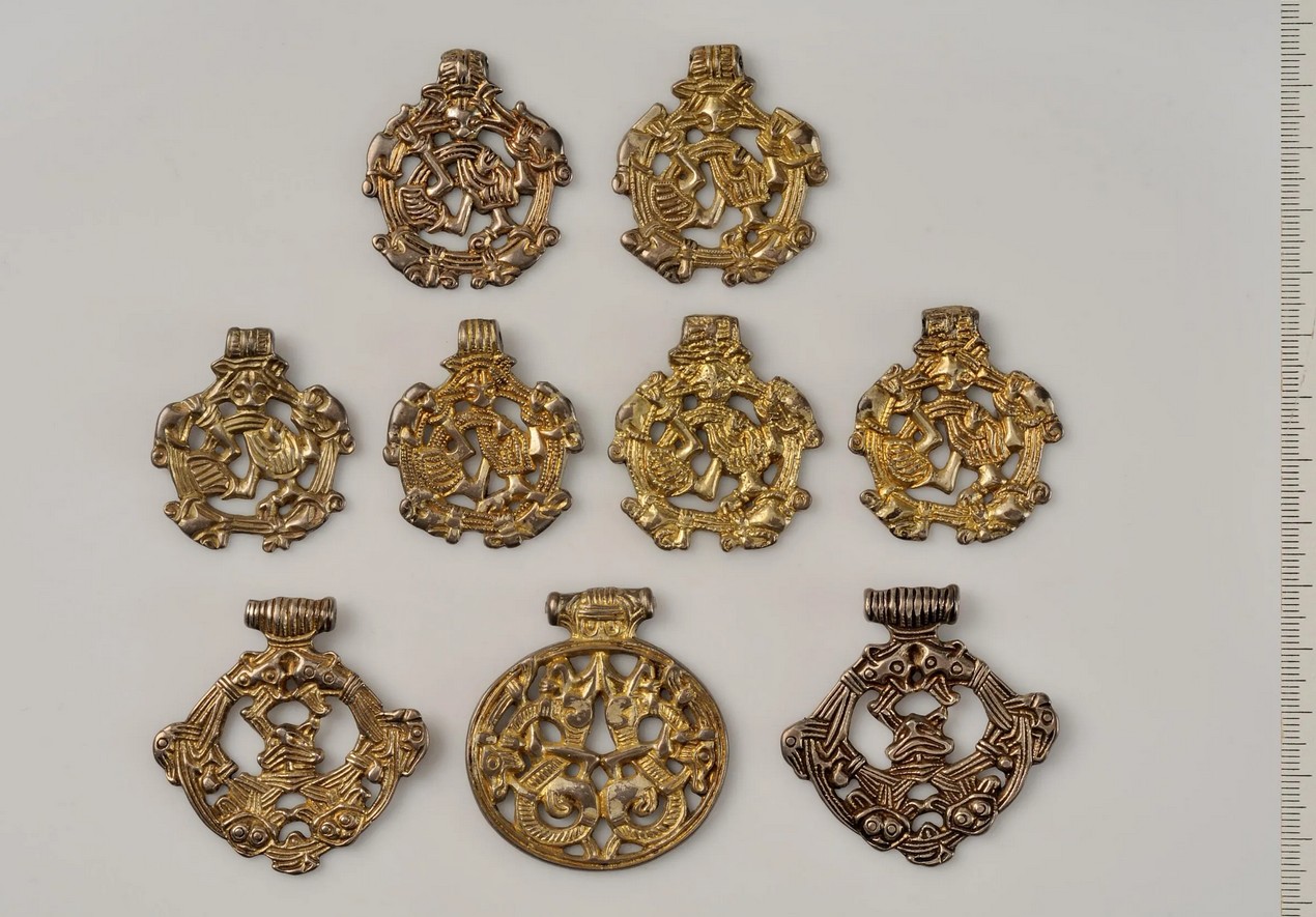 Pendentif Snoring — vue 3